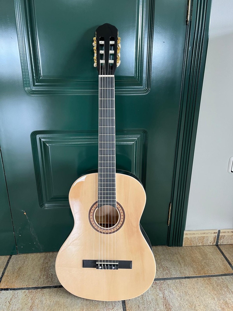 (HFS) Guitarra Clasica Delacrus 39&quot; Ref. G0001